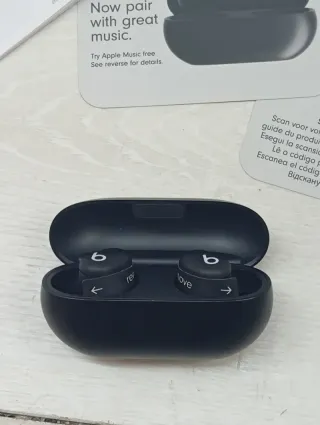 Auriculares Beats Bluetooth Inalámbricos Negros