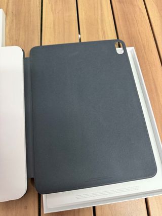 Apple Smart Folio, Funda tablet para el iPad Air 11" (M2 & M3), Poliuretano, Gris oscuro