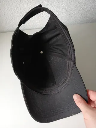 Gorra negra