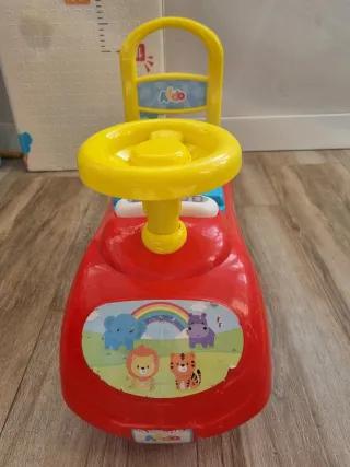 Coche correpasillos infantil