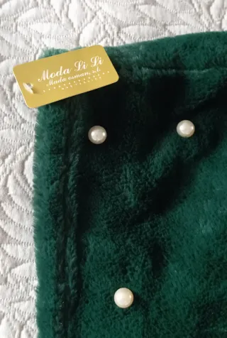 Bufanda de Cuello verde con perlas