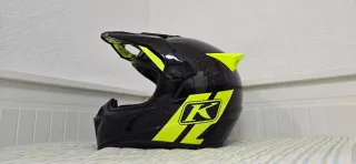 Casco KLIM KRIOS + Cardo Freecom