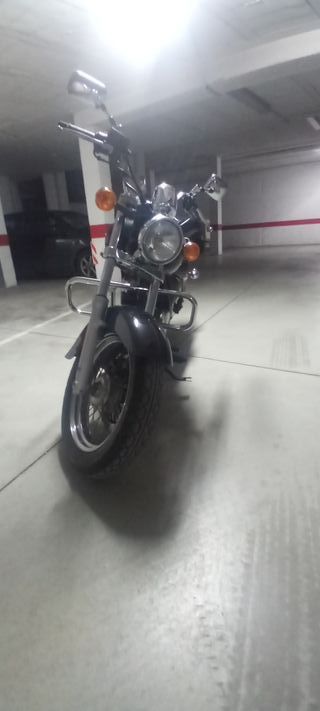 Suzuki Marauder 125cc Negra