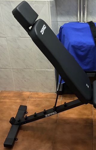 Banco de pesas ajustable Zipro