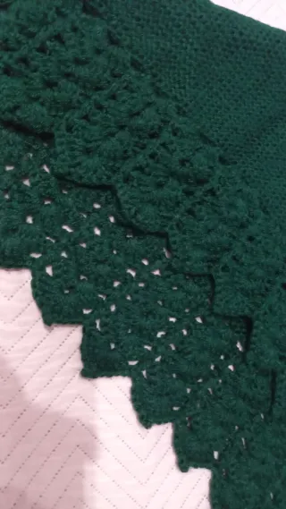 Traje de aldeana estampado talla 14 con toquilla