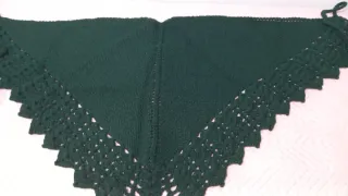 Traje de aldeana estampado talla 14 con toquilla