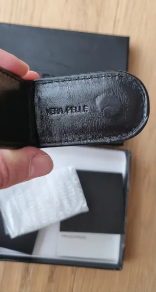 Fermasoldi magnetico Valentino nero in vera pelle