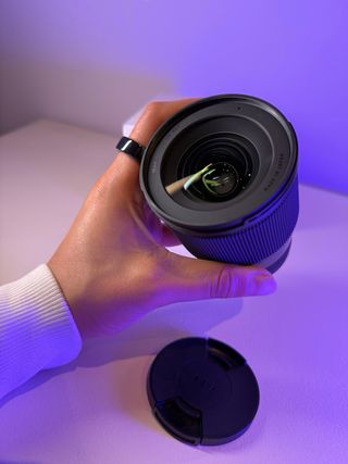 Lente Sigma 16mm F1.4 DC DN