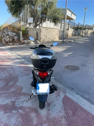 Sym Symphony SR 125 Scooter Negra