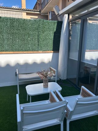 Conjunto jardín mesa y sillas