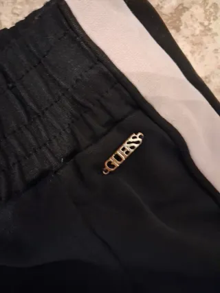 Pantalone tuta Guess donna nero e bianco
