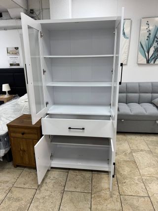 Vitrina de Salón Nueva: 2 Puertas + Cajón