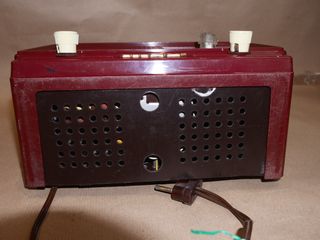 Radio Jucky Antigua Marrón/Rojo