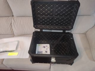 Baúl Moto Aluminio 2 Cascos top case nuevo