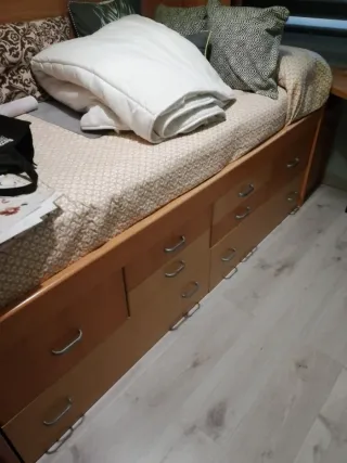 Dormitorio juvenil nogal claro