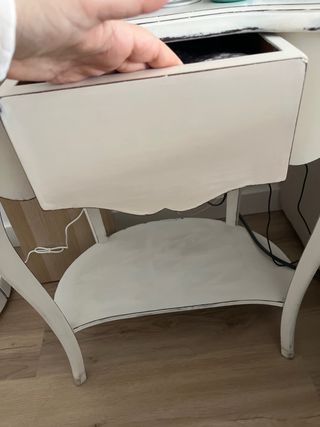 Mesita auxiliar madera restaurada