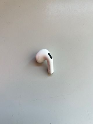 Airpods 4 (Estuche y Casco Izq) sin ANC. Garantía