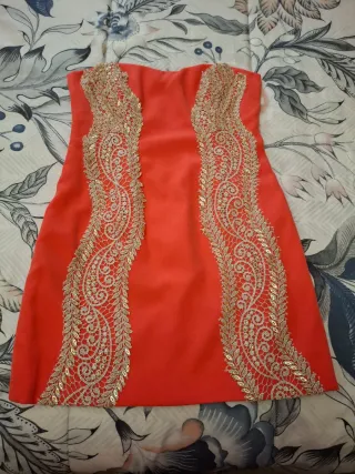 Vestido corto fiesta con pedrería
