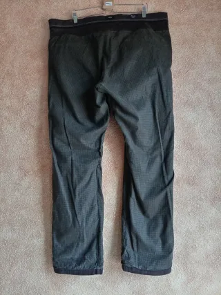 Pantalón térmico C&A marrón chocolate W42