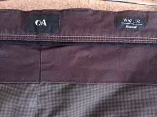 Pantalón térmico C&A marrón chocolate W42
