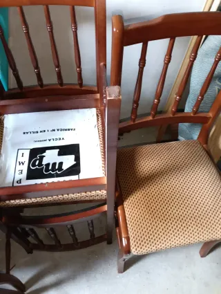 Mesa de comedor de madera elegante,con sus 6 silla