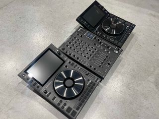 2x Denon DJ SC5000 + X1850 + Decksavers