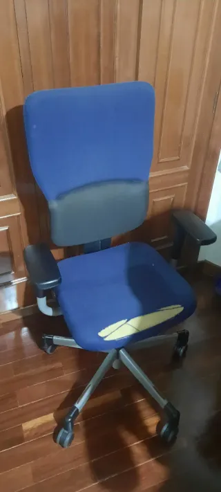 Silla ergonómica de oficina