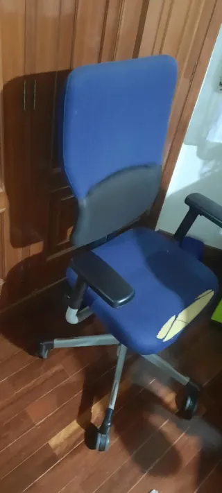 Silla ergonómica de oficina
