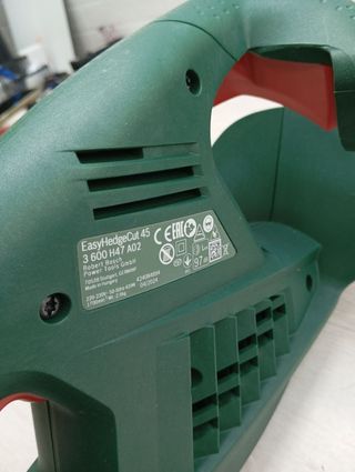 Bosch EasyHedgeCut 45 cortasetos