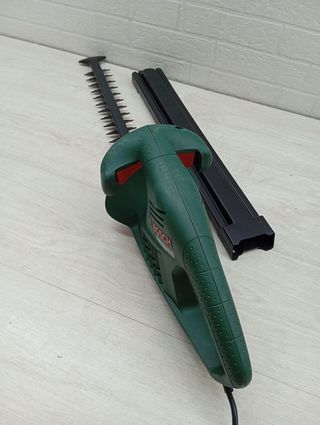 Bosch EasyHedgeCut 45 cortasetos