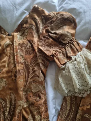 Traje de fallera antiguo