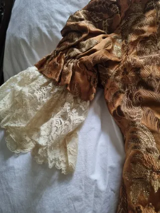 Traje de fallera antiguo