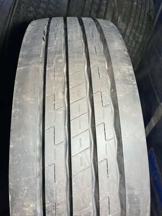 Neumático 295/80 R22.5 Giti