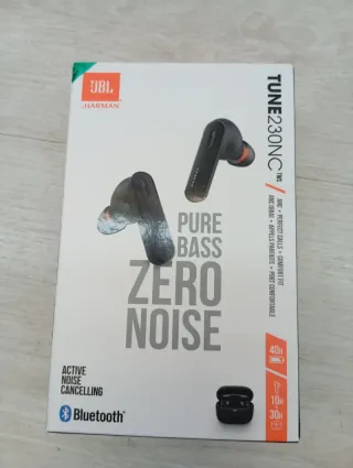 JBL Auriculares inalámbricos Bluetooth TUNE230NC