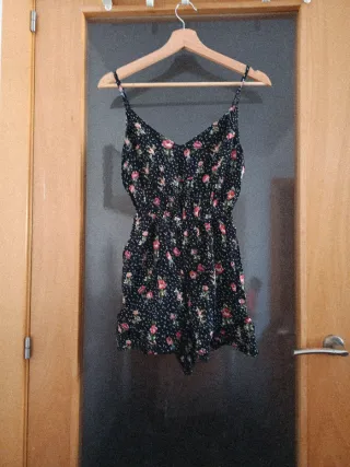 Mono corto tirantes flores