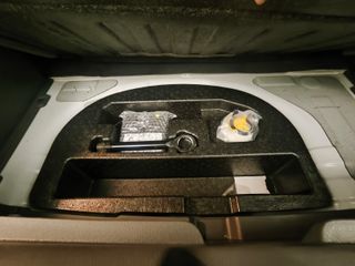 Hyundai INSTER CROSS MAXX 115CV 49KWH 2025