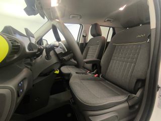 Hyundai INSTER CROSS MAXX 115CV 49KWH 2025