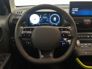 Hyundai INSTER CROSS MAXX 115CV 49KWH 2025