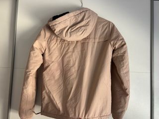 Chaqueta Pull and Bear rosa