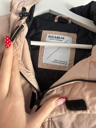 Chaqueta Pull and Bear rosa