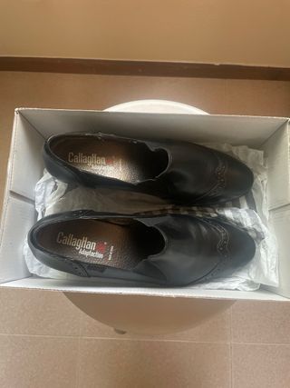 Zapatos Callaghan Negros Talla 37.