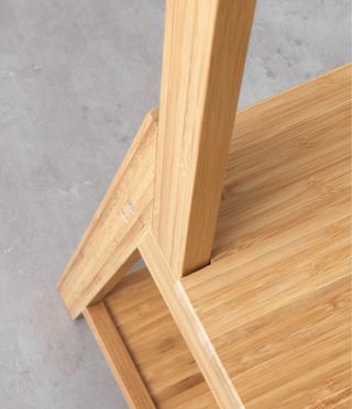 Silla con toallero de bambú Ikea