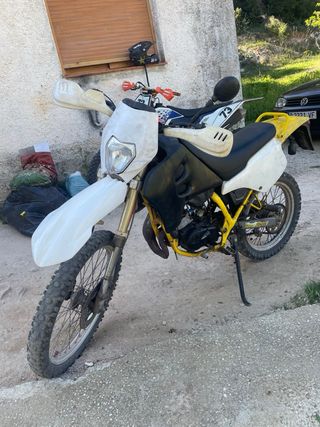 Suzuki rmx Enduro 6 marchas