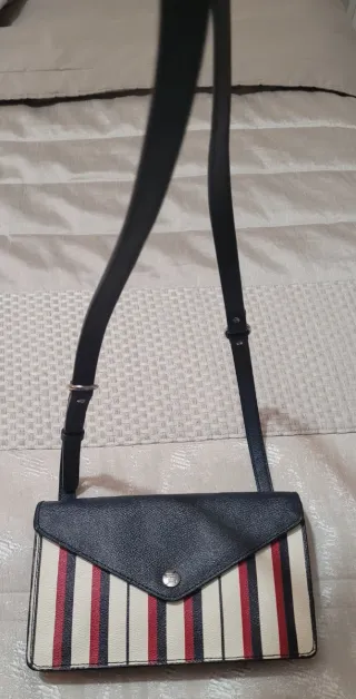 Bolso bandolera Tommy Hilfiger rayas