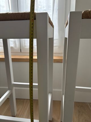2 Taburetes Altos Madera y mimbre