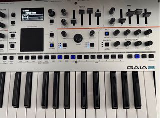 Roland Gaia SH-01 Sintetizador + Tapa