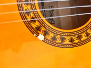 Guitarra Clásica Naranja