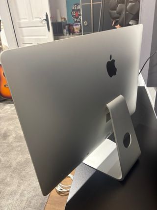 Apple iMac 27” i9 16GB RAM 2021
