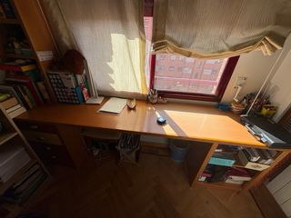 Habitacion juvenil de madera de haya