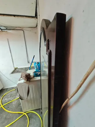 Espejo de cuerpo entero de madera